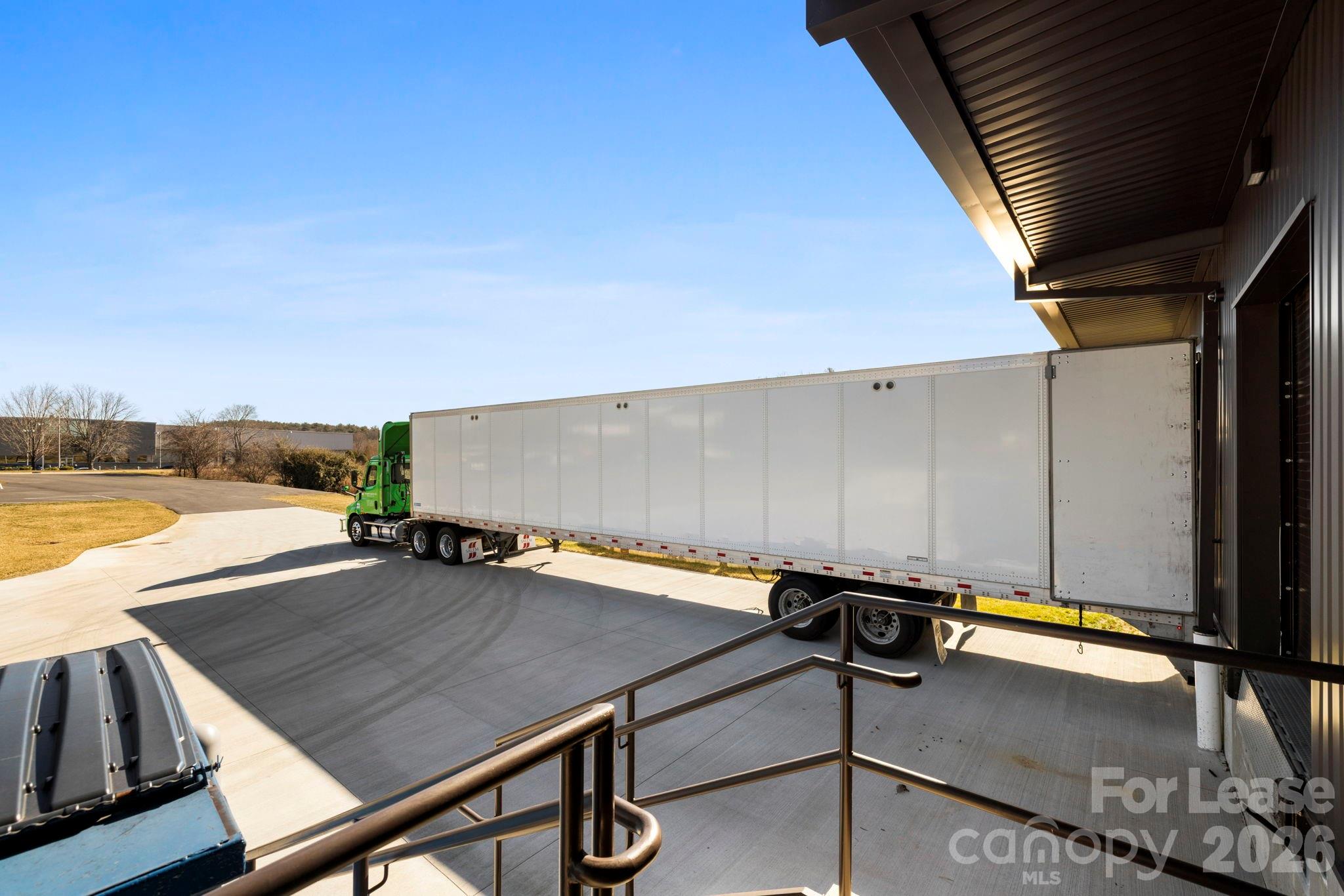 110 Commercial Boulevard Property Photo 8