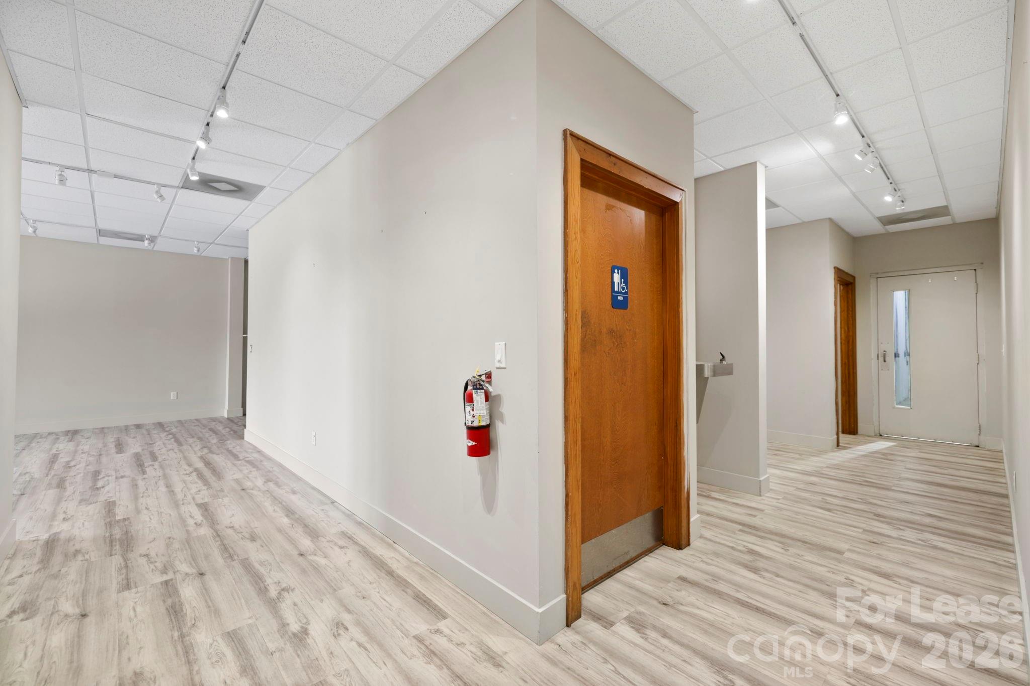 110 Commercial Boulevard Property Photo 23