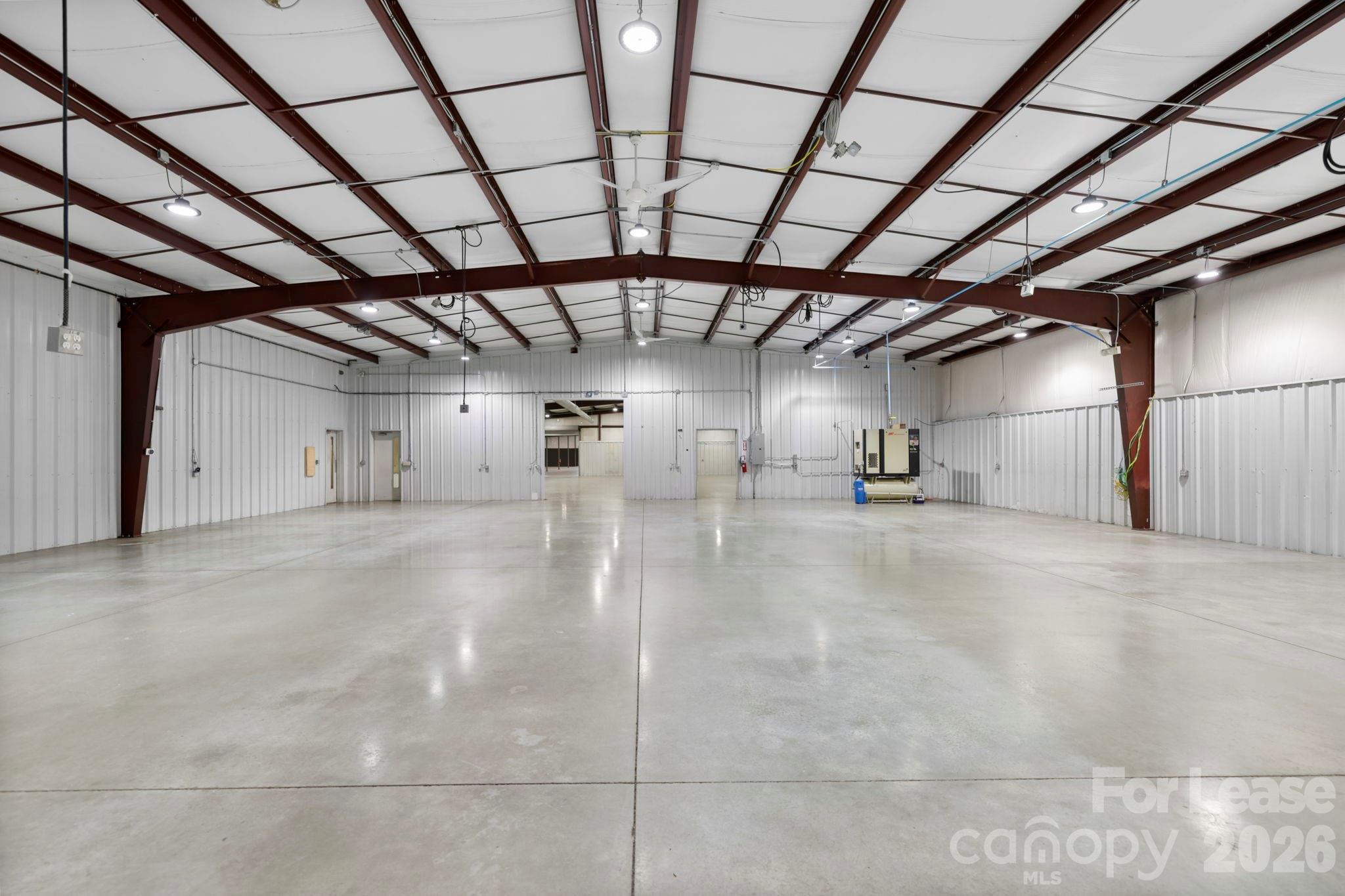 110 Commercial Boulevard Property Photo 31