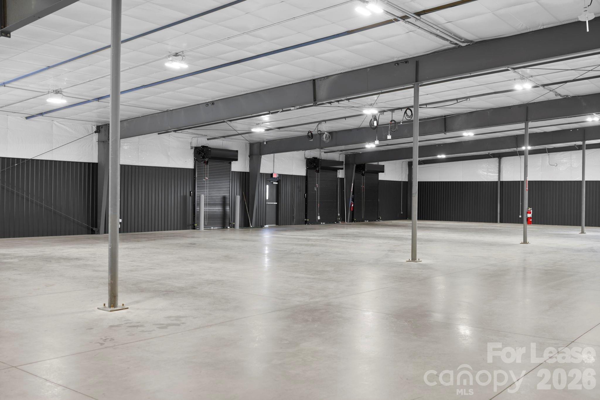 110 Commercial Boulevard Property Photo 36