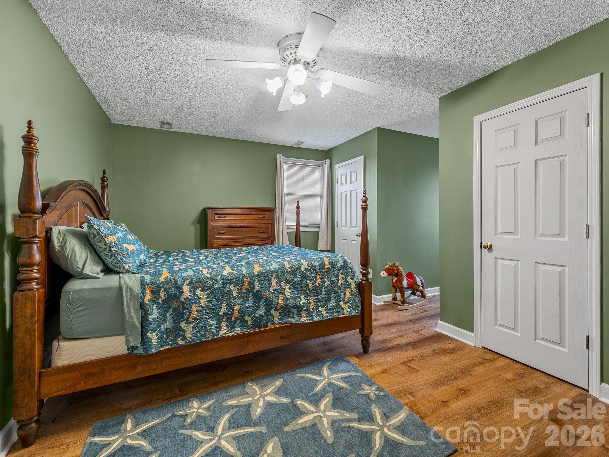 1570 Roddy Road Property Photo 17