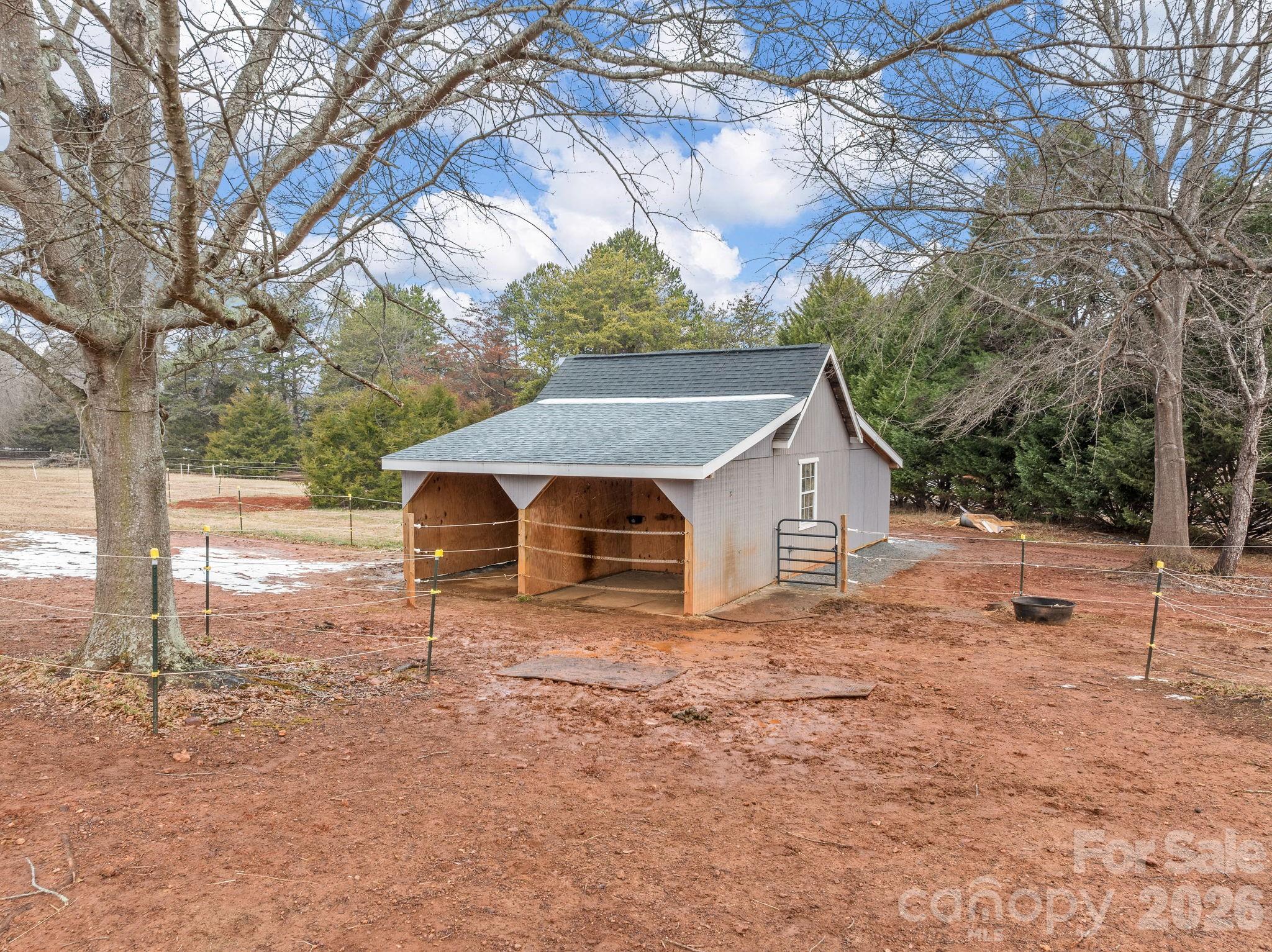 1570 Roddy Road Property Photo 30