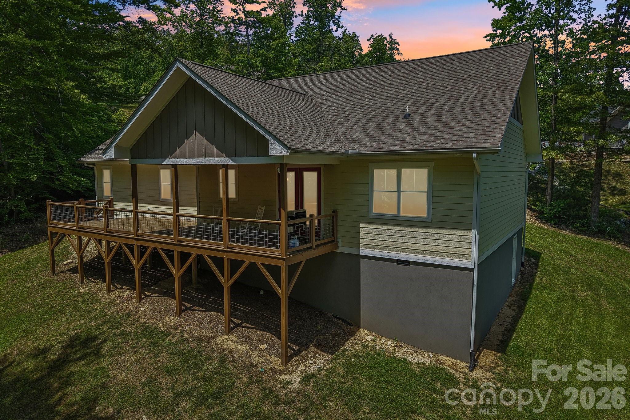 318 Cider Hill Lane Property Photo 4