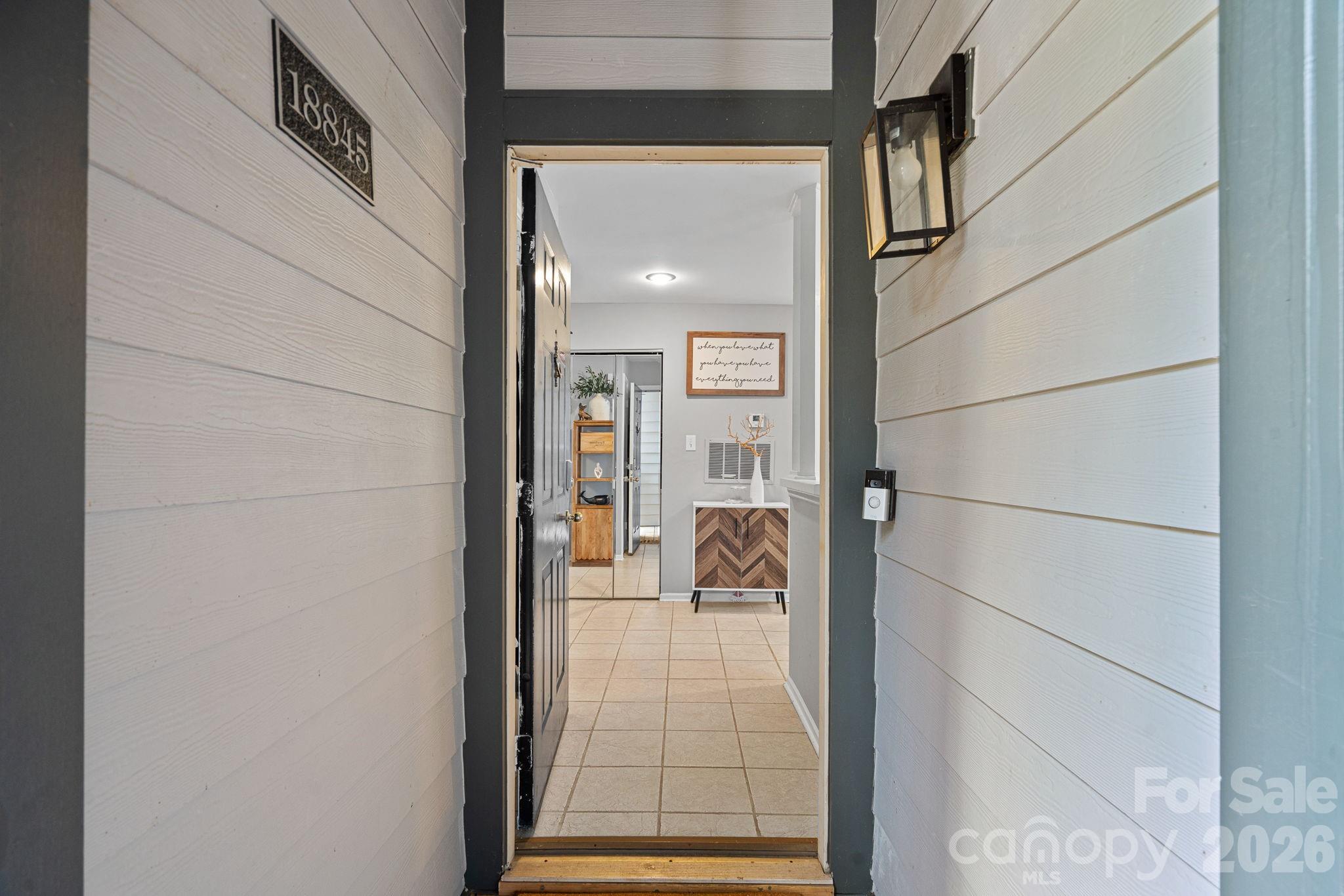 18845 Vineyard Point Lane Property Photo 7