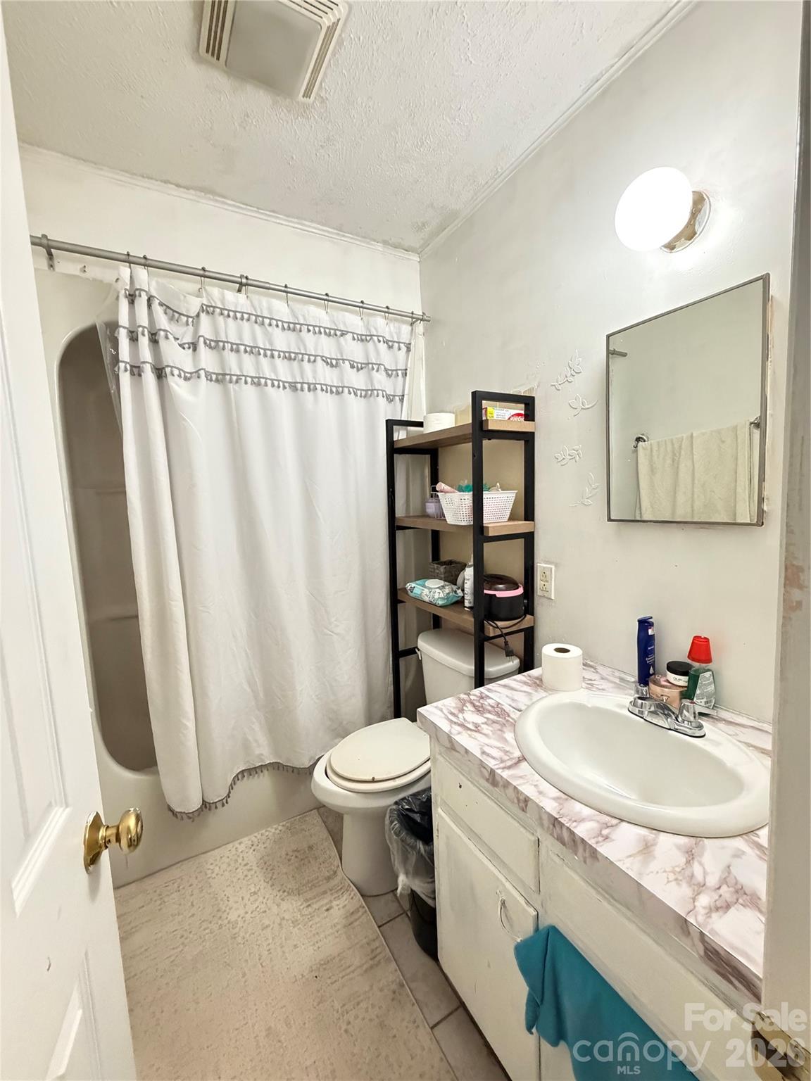 112 Academy Avenue Property Photo 18