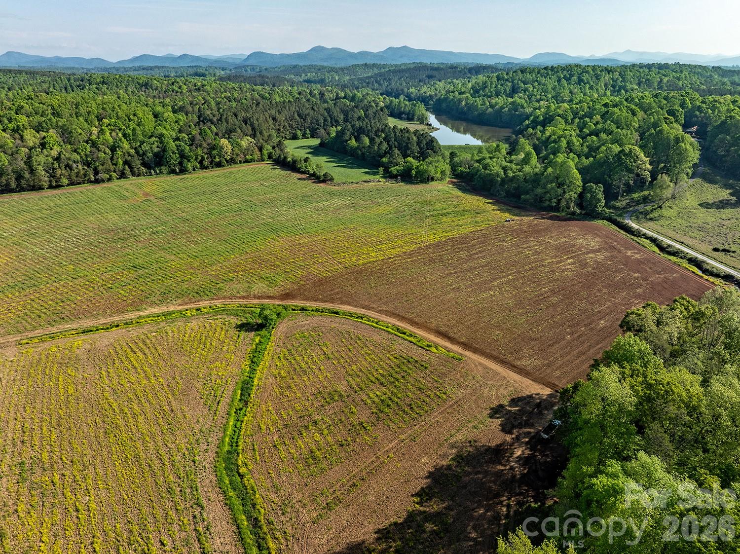 5555 Groves Road Property Photo 4