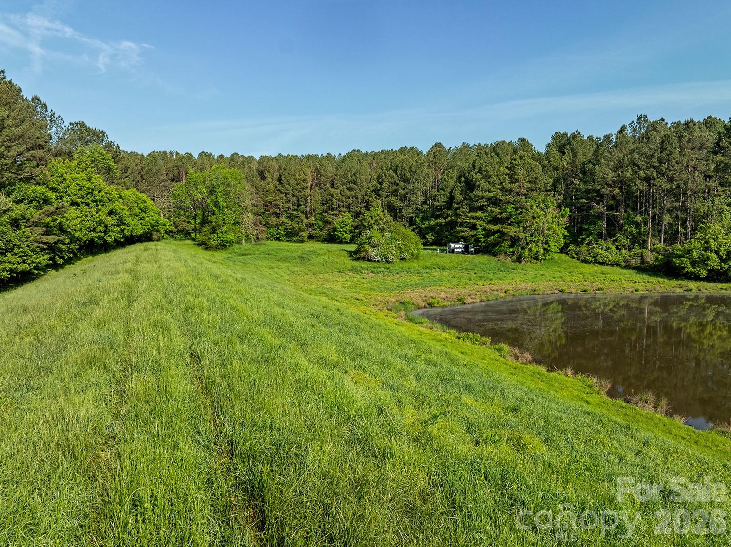 5555 Groves Road Property Photo 14