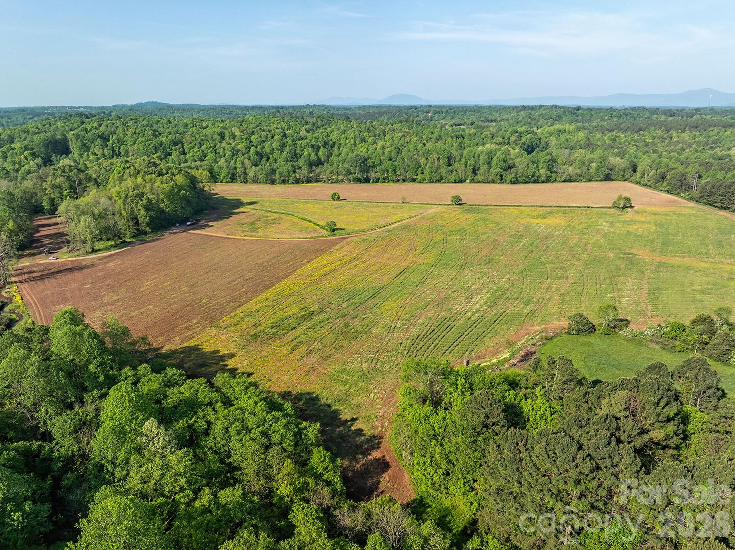 5555 Groves Road Property Photo 18