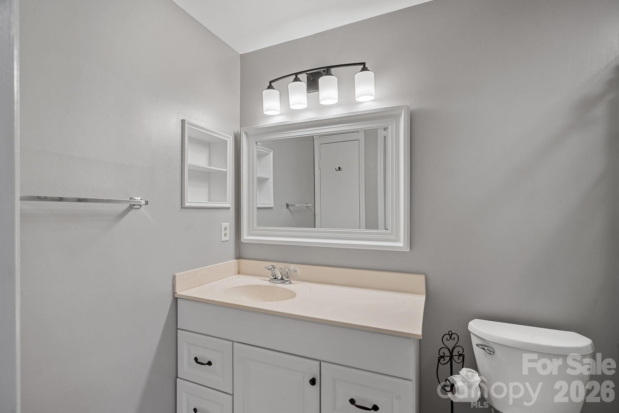 18861 Vineyard Point Lane Property Photo 21