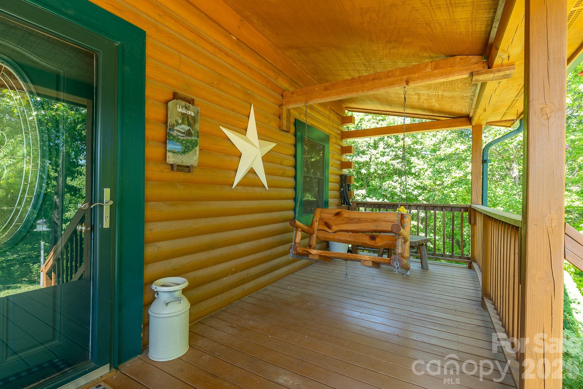 451 Rustic Ridge Drive Property Photo 4
