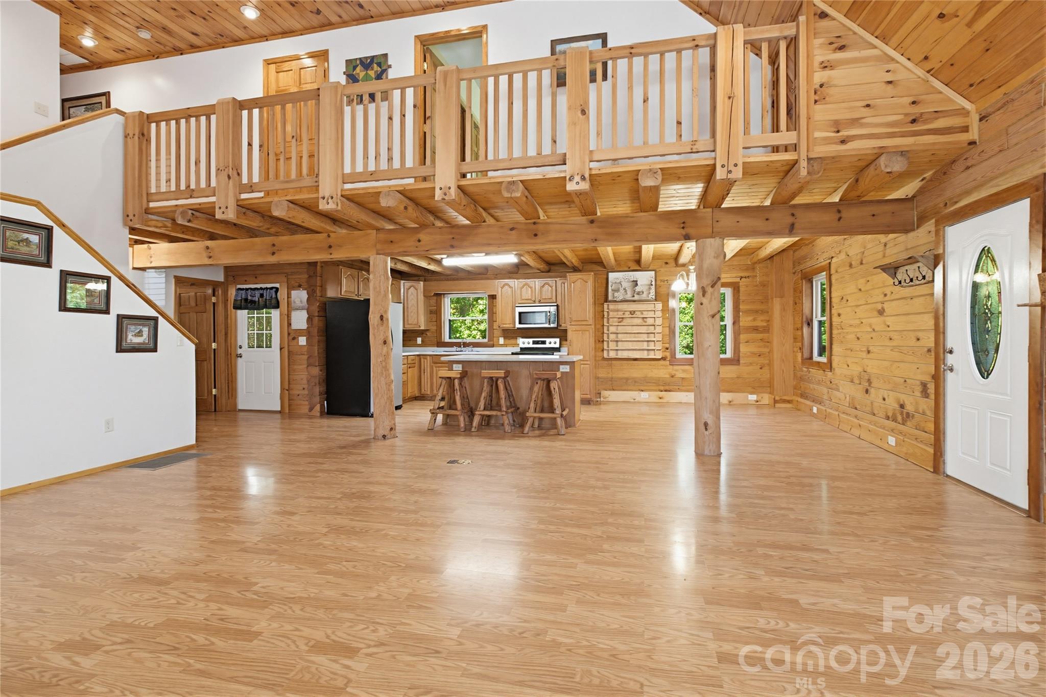 451 Rustic Ridge Drive Property Photo 7