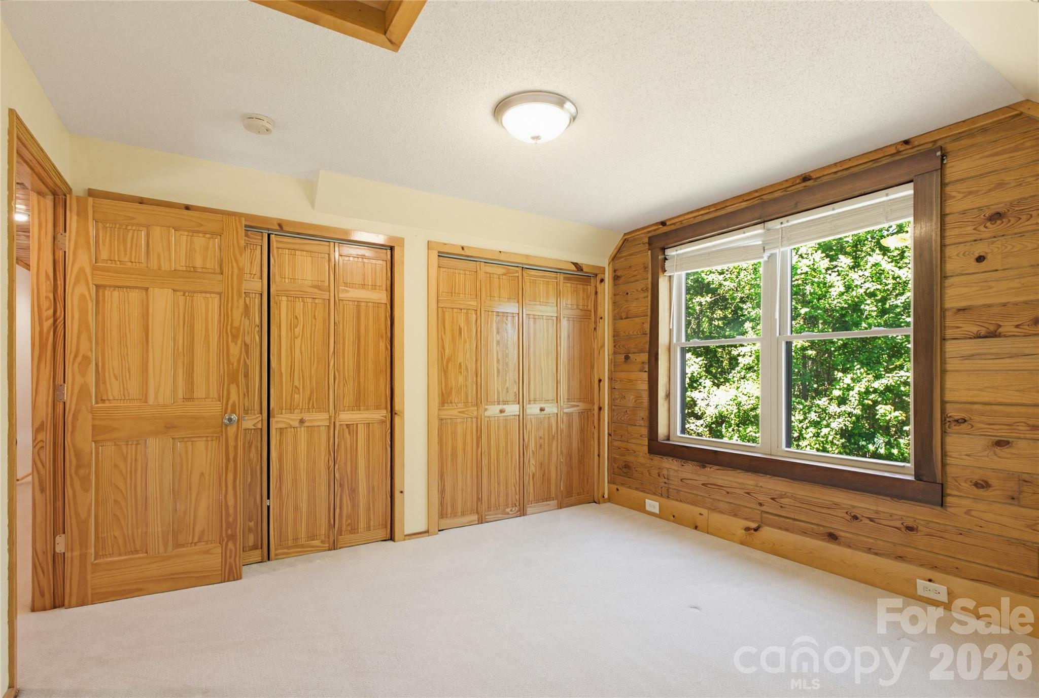 451 Rustic Ridge Drive Property Photo 24