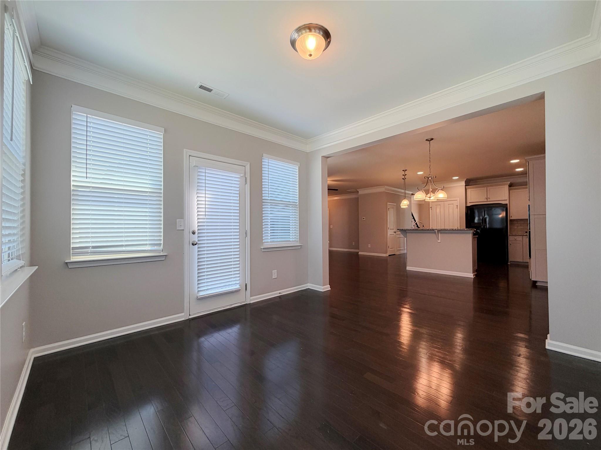 2218 Knocktree Drive Property Photo 12