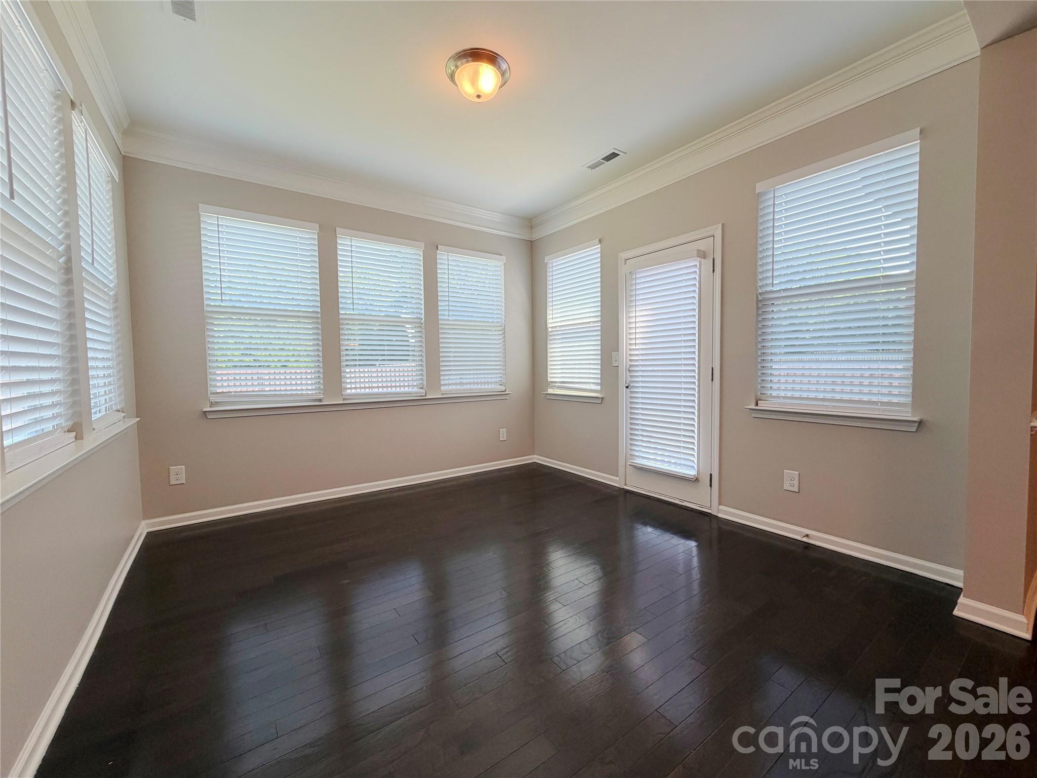 2218 Knocktree Drive Property Photo 13