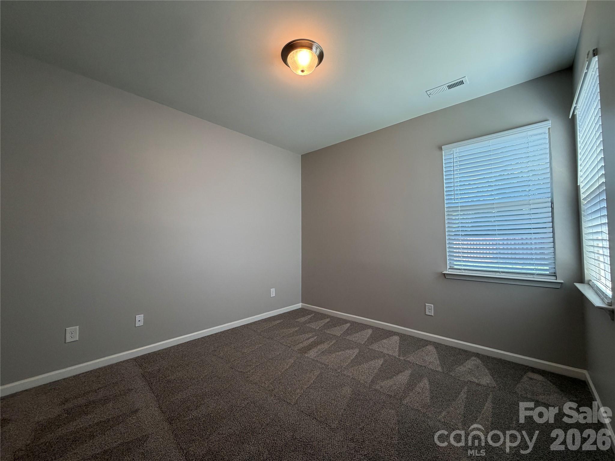 2218 Knocktree Drive Property Photo 18
