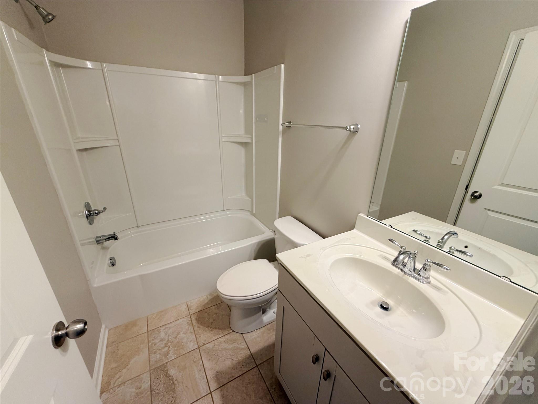 2218 Knocktree Drive Property Photo 19