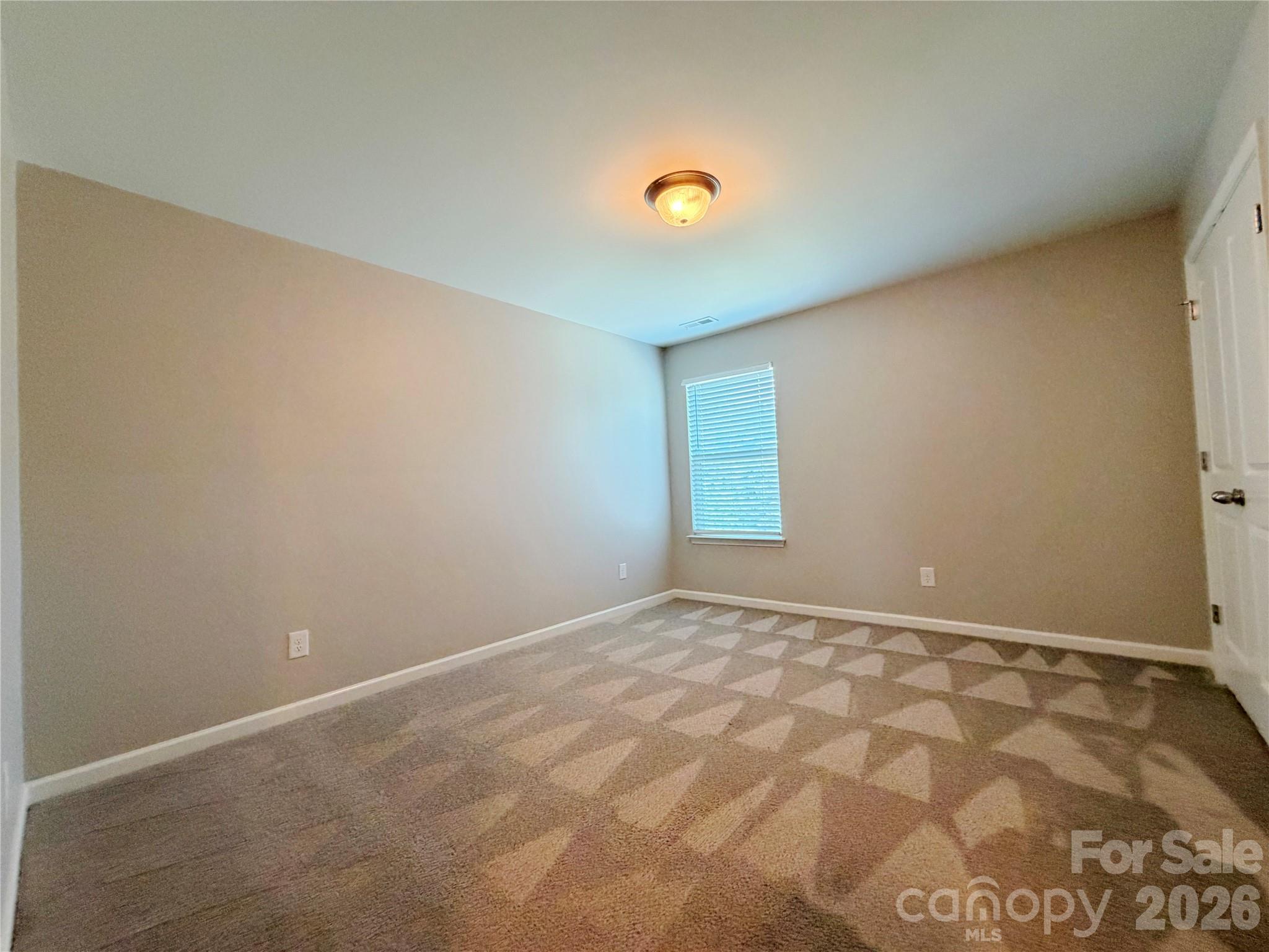 2218 Knocktree Drive Property Photo 30