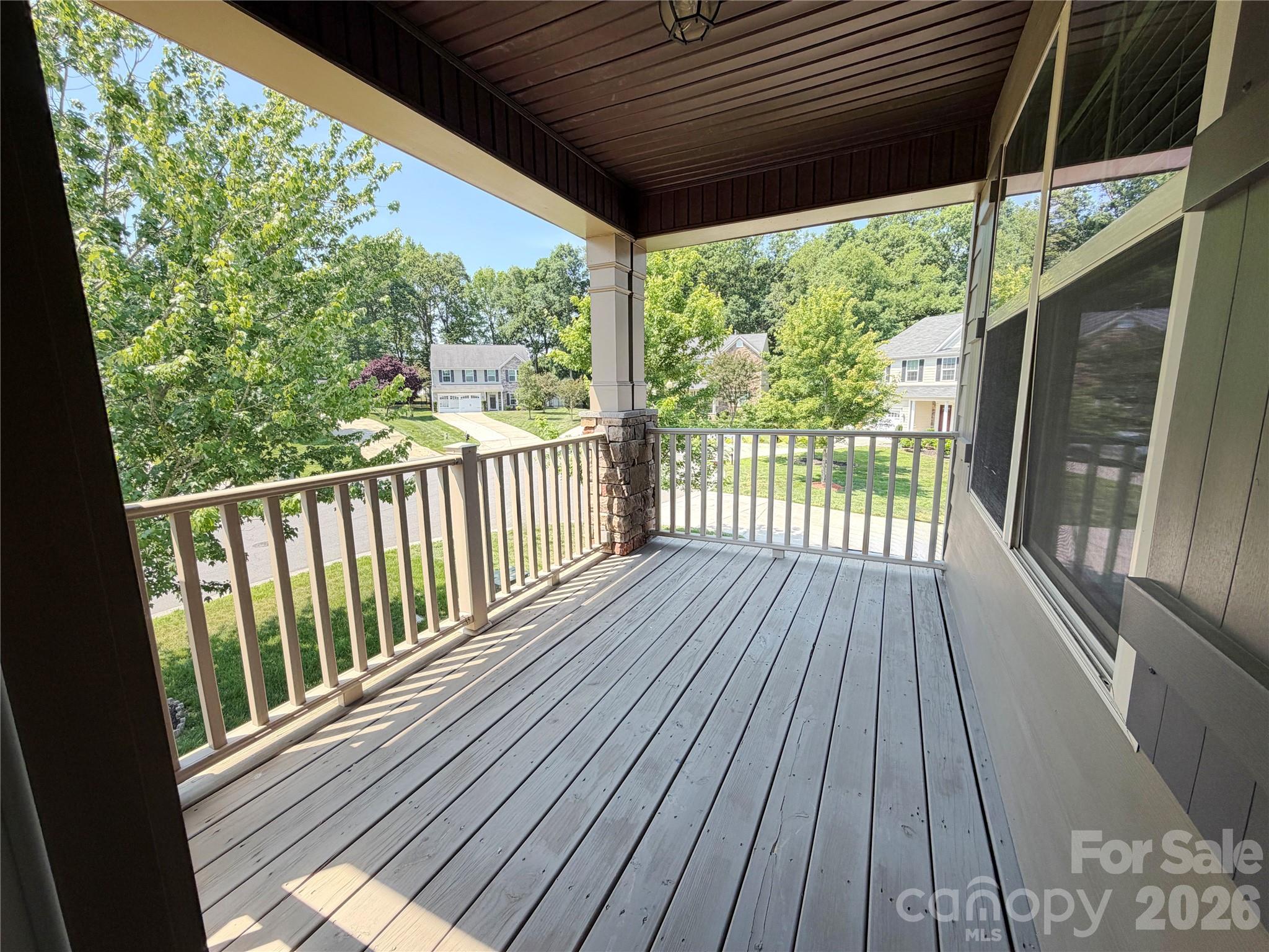 2218 Knocktree Drive Property Photo 37