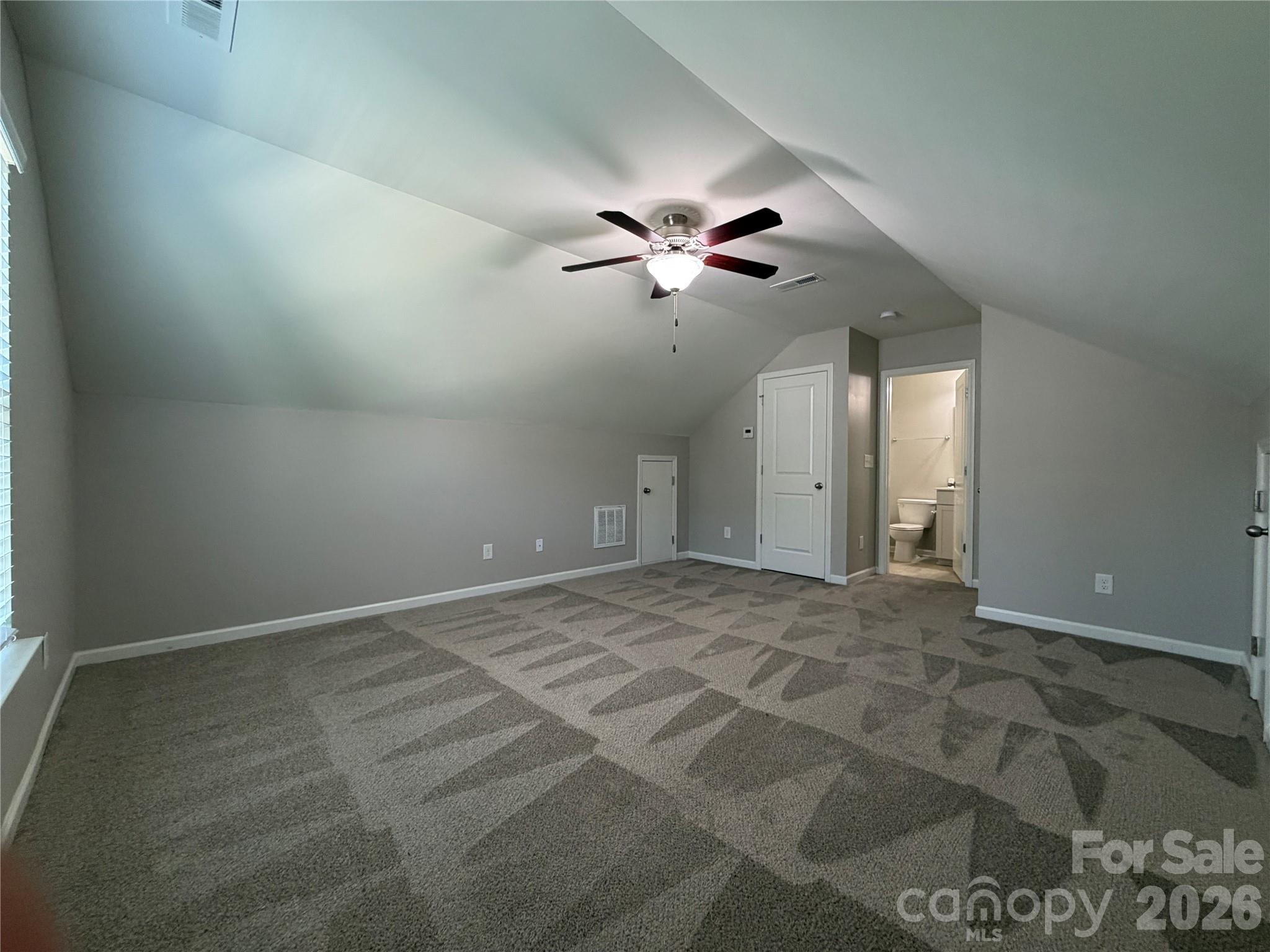 2218 Knocktree Drive Property Photo 40