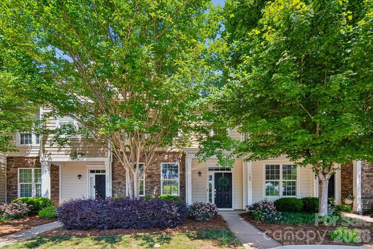 108 Prairie View Court Property Photo 1