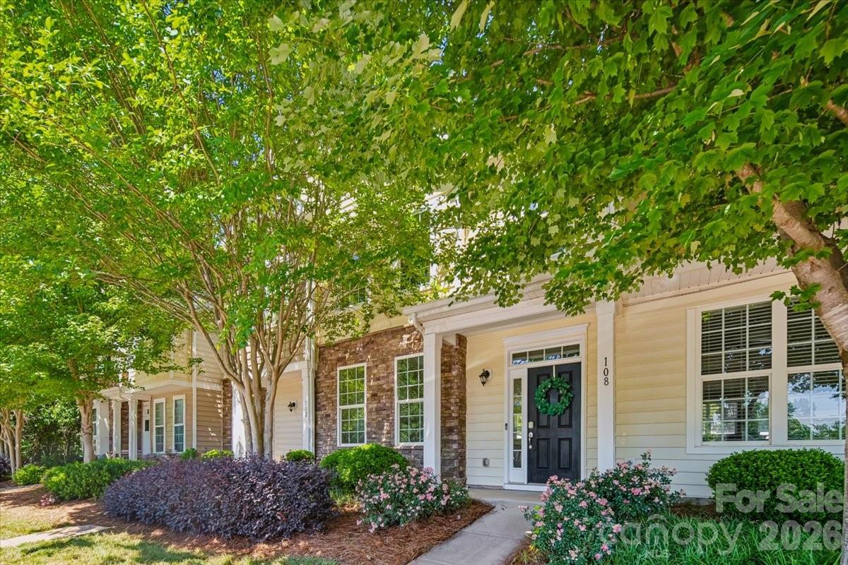 108 Prairie View Court Property Photo 3