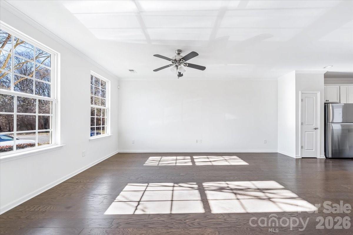 108 Prairie View Court Property Photo 5