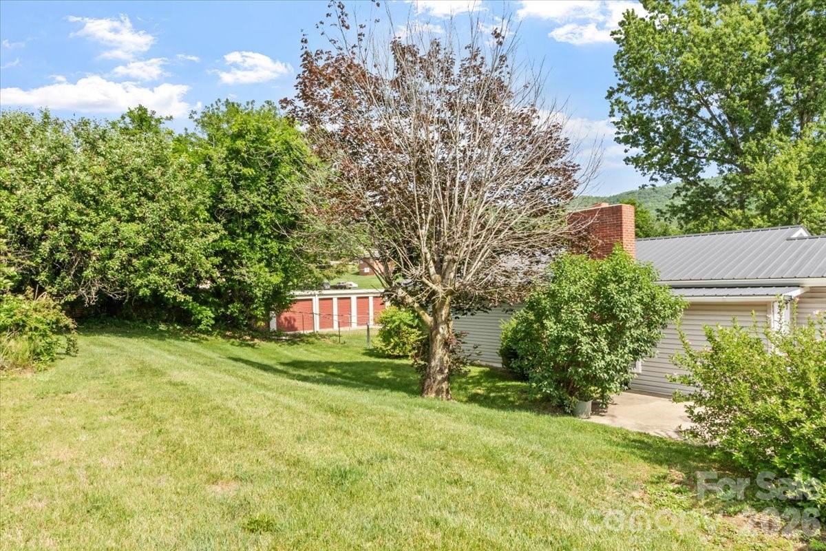 42 East Boulevard Property Photo 26