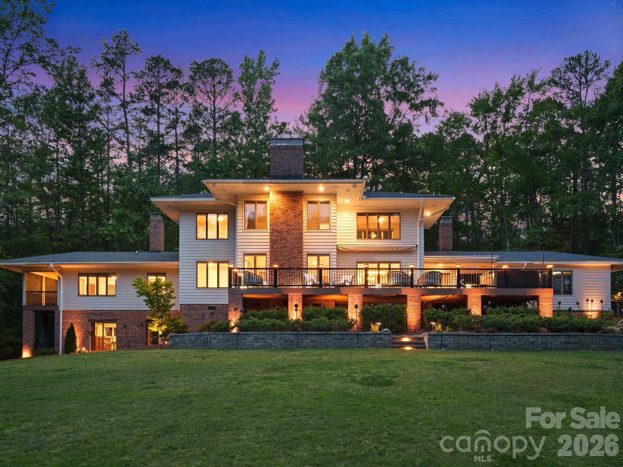 115 Forest Cliff Court