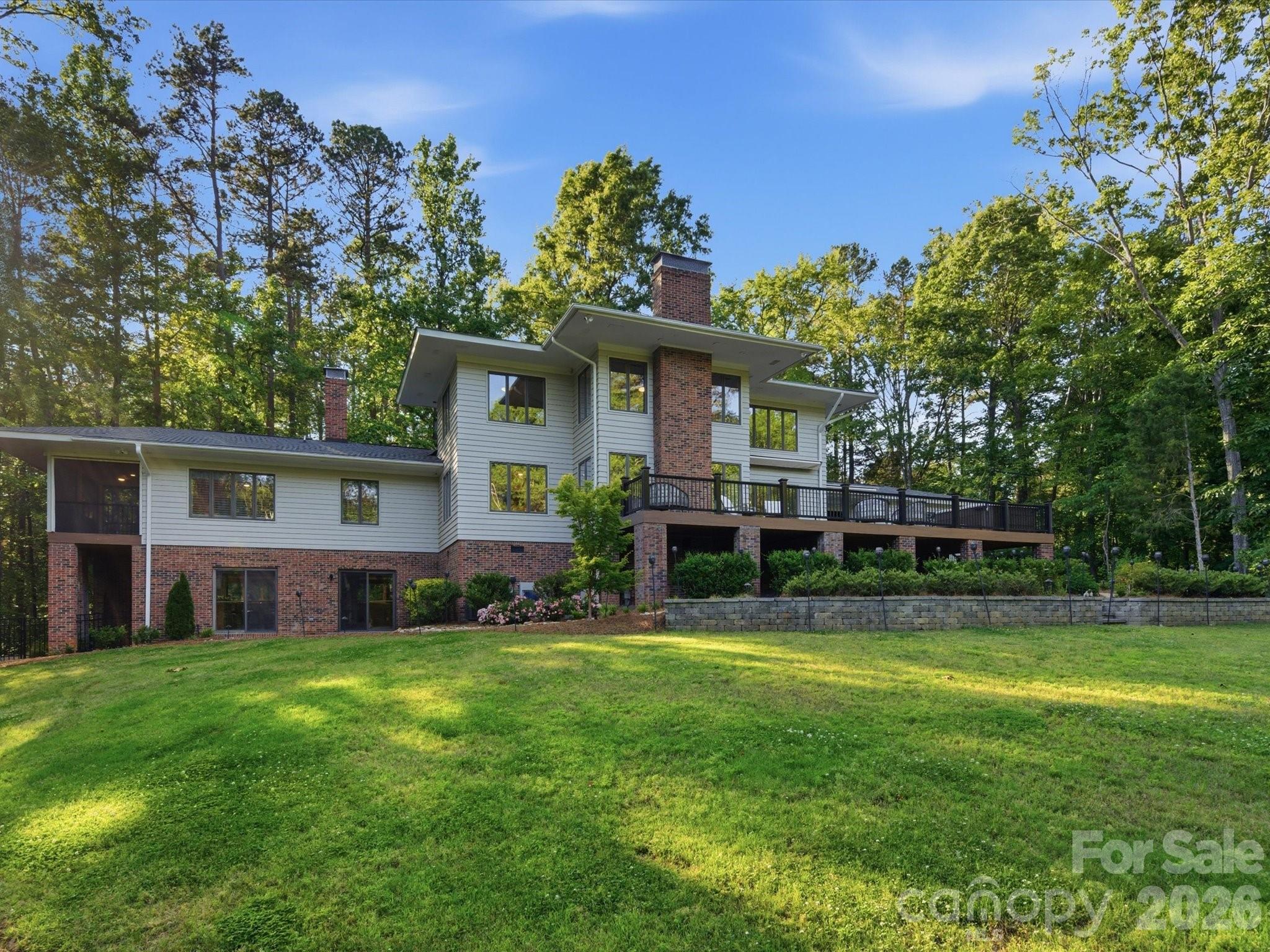 115 Forest Cliff Court Property Photo 2