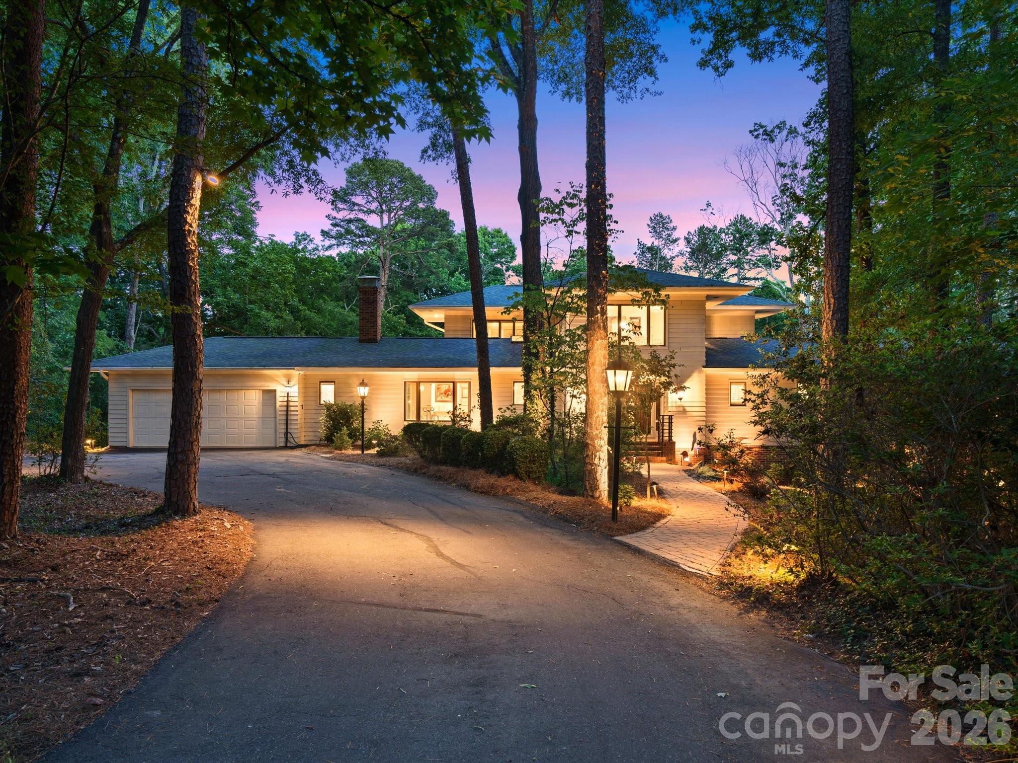 115 Forest Cliff Court Property Photo 7