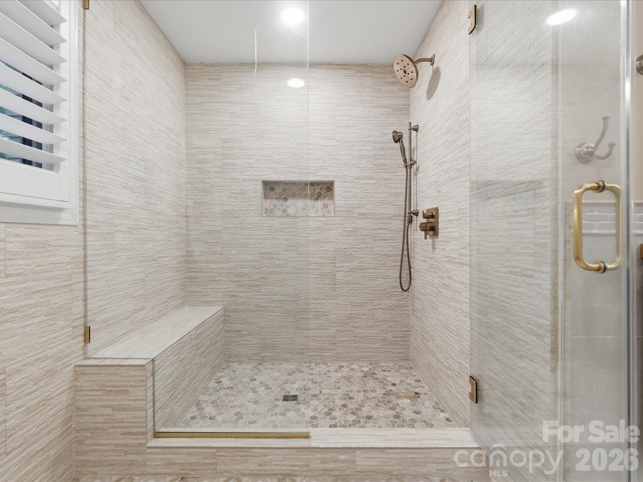 115 Forest Cliff Court Property Photo 30