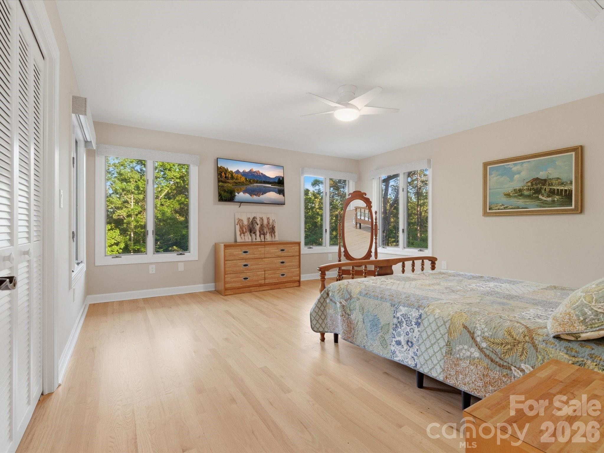 115 Forest Cliff Court Property Photo 36