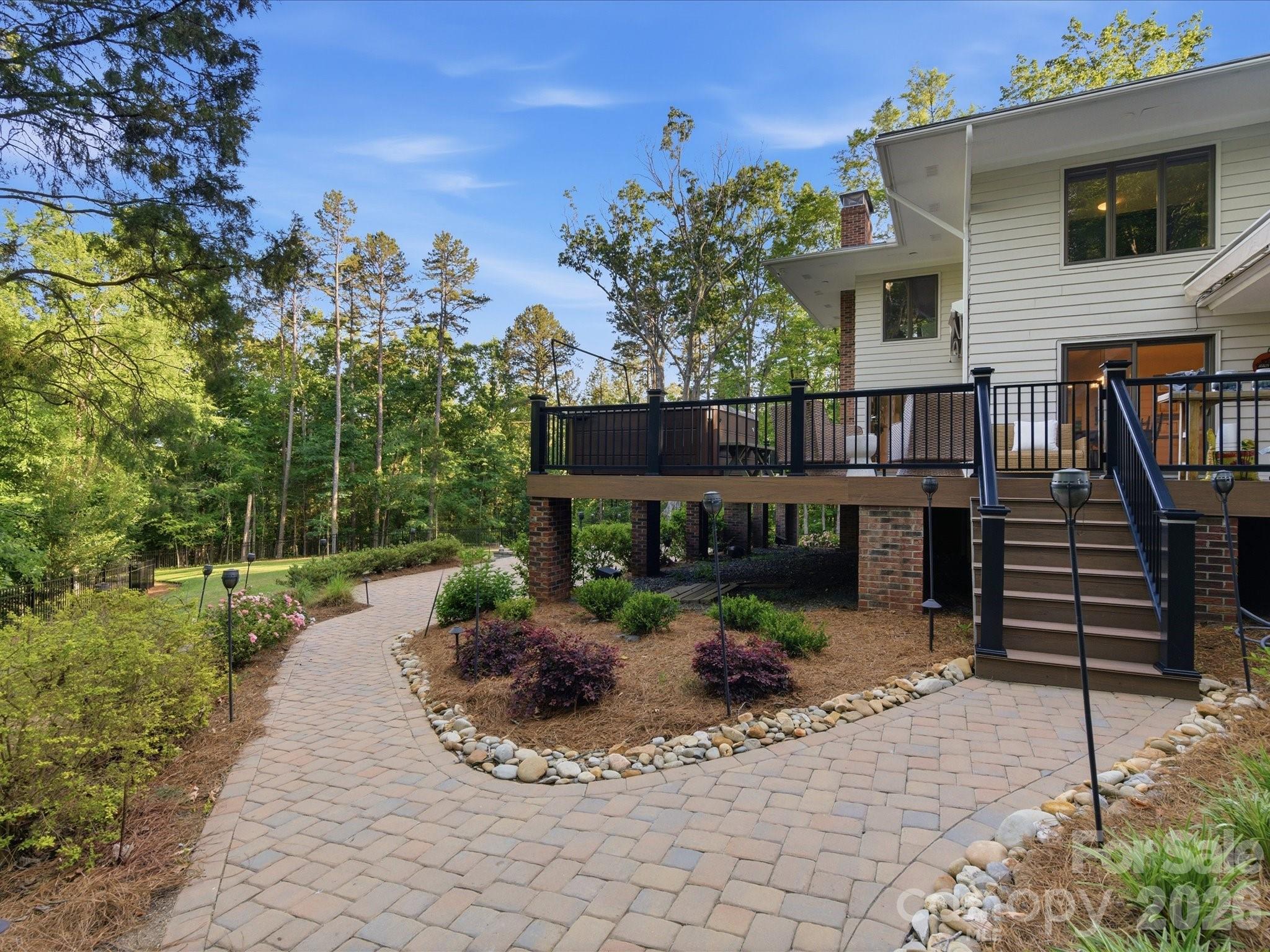115 Forest Cliff Court Property Photo 43