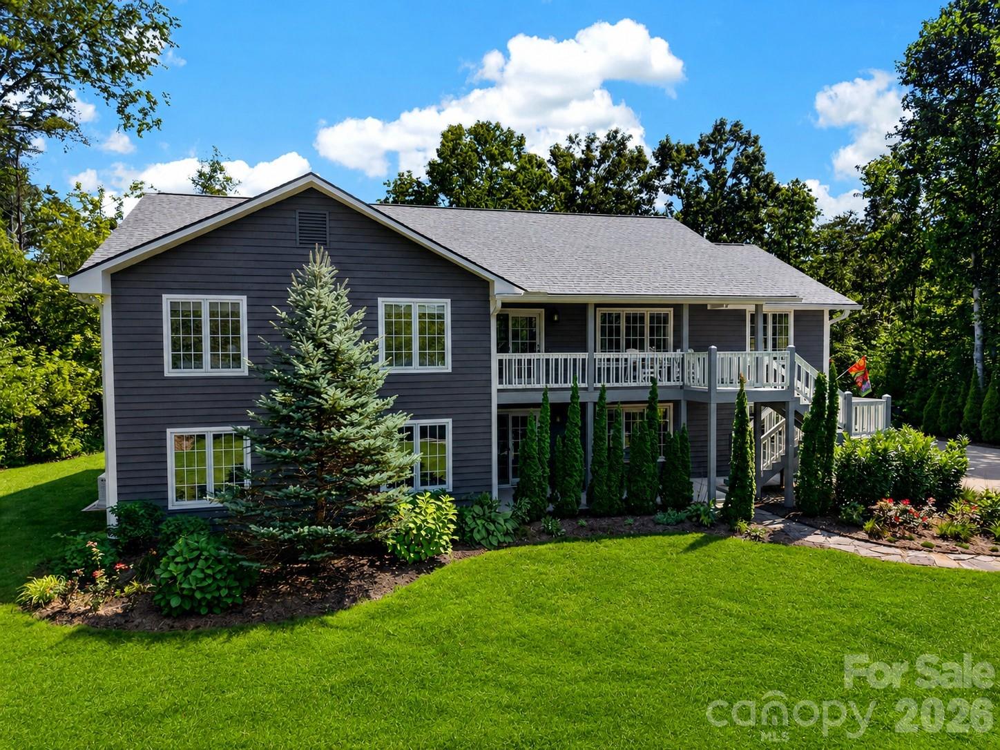 152 Skyview Circle Property Photo 2