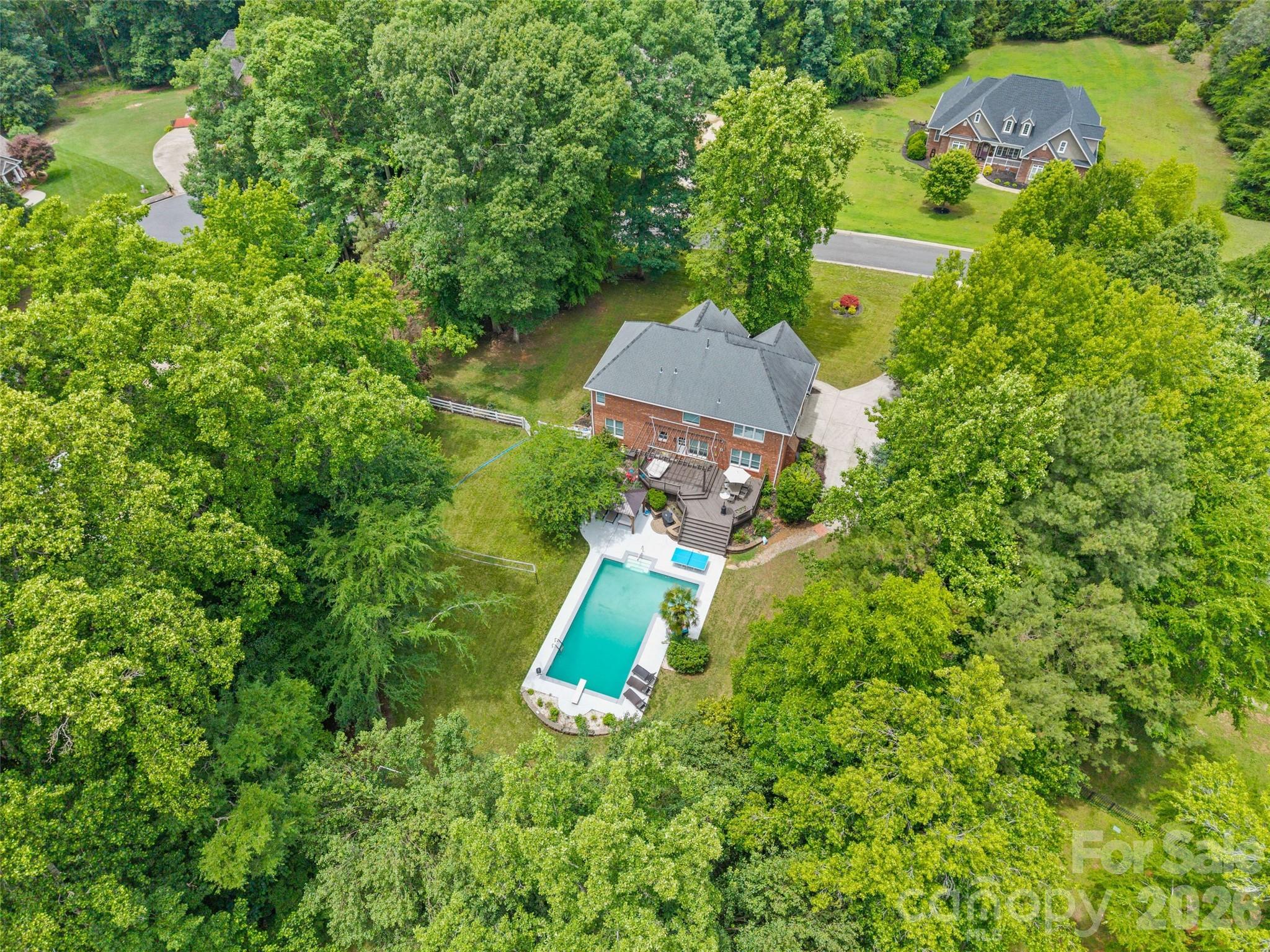 1321 Yellowood Court Property Photo 2