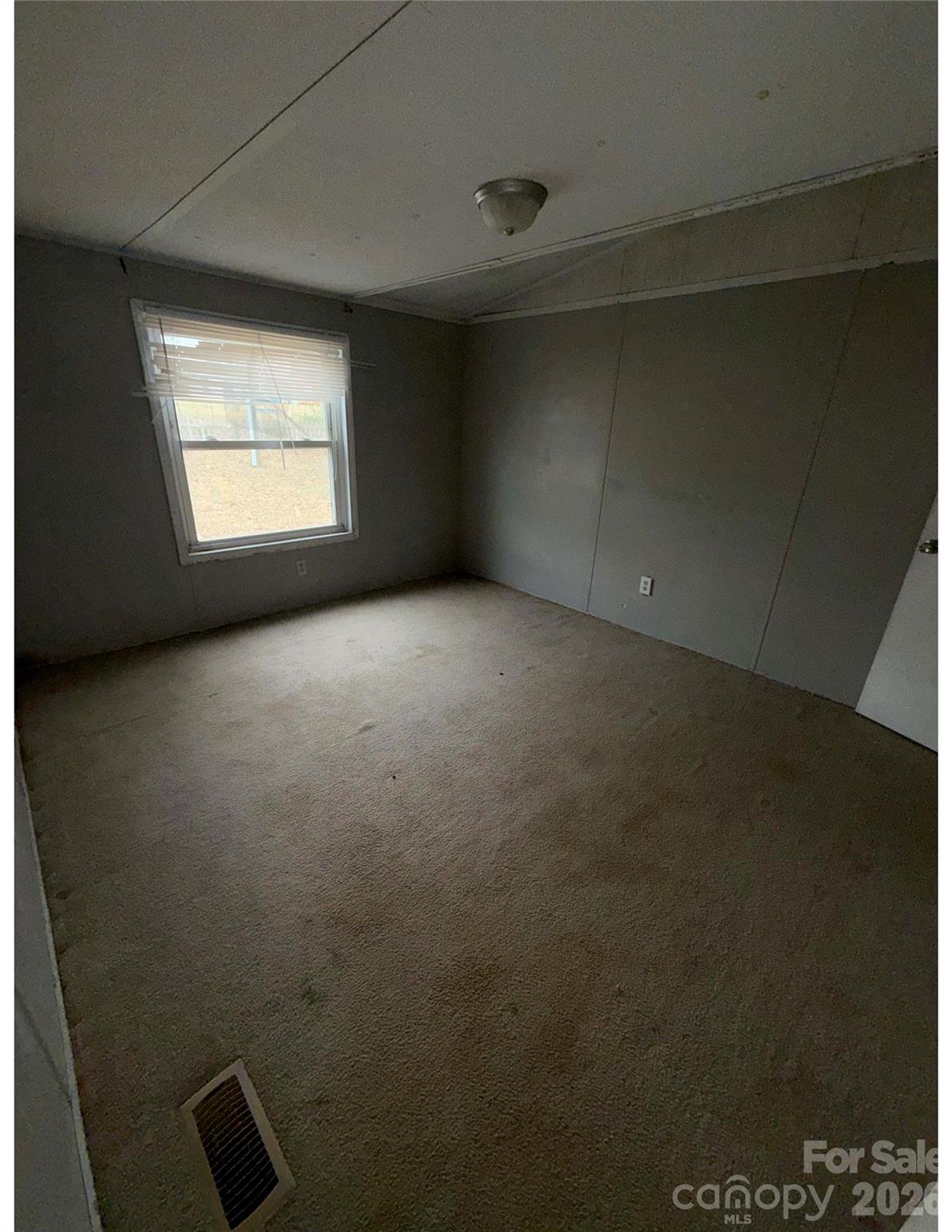 38 Short Eason Road Property Photo 3