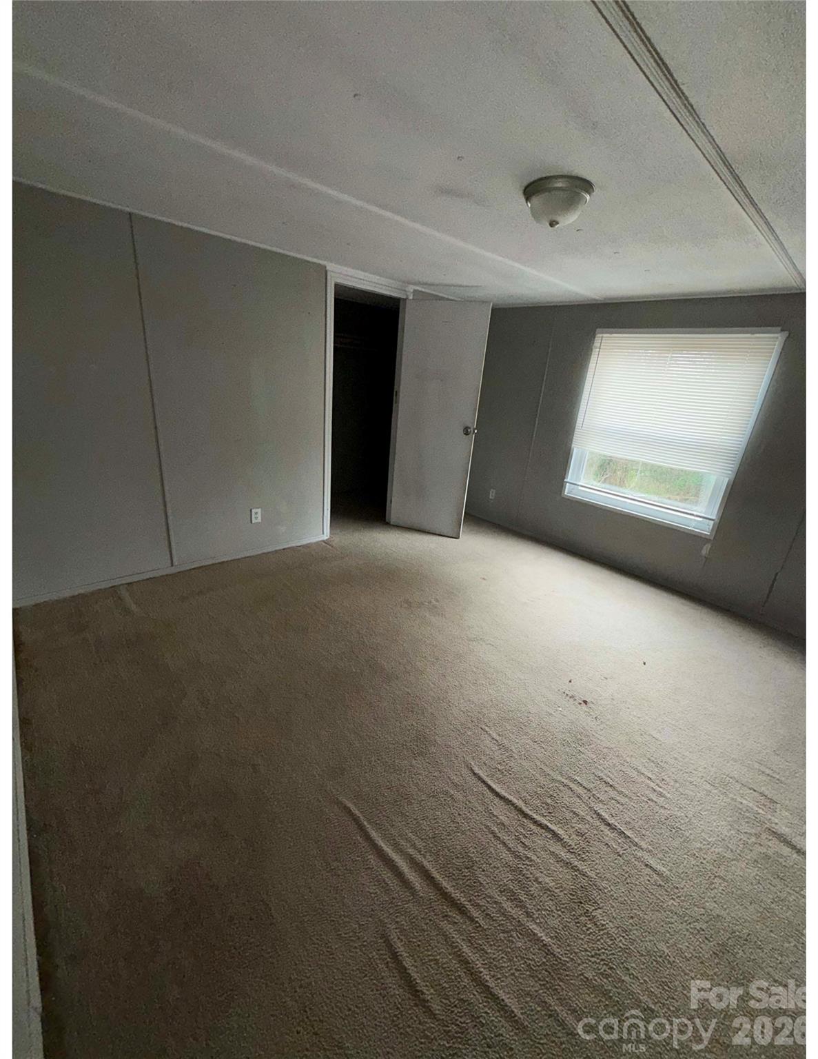 38 Short Eason Road Property Photo 4