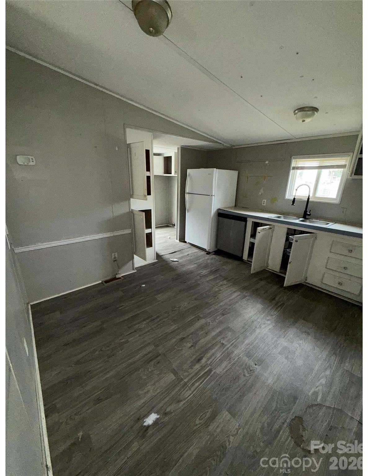 38 Short Eason Road Property Photo 7