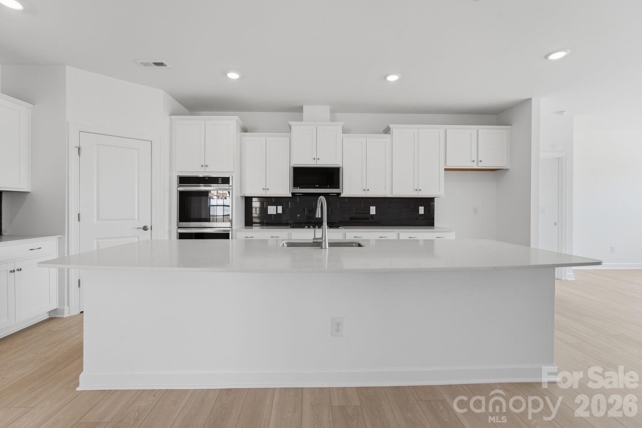 5386 Redbud Road 2 Property Photo 16