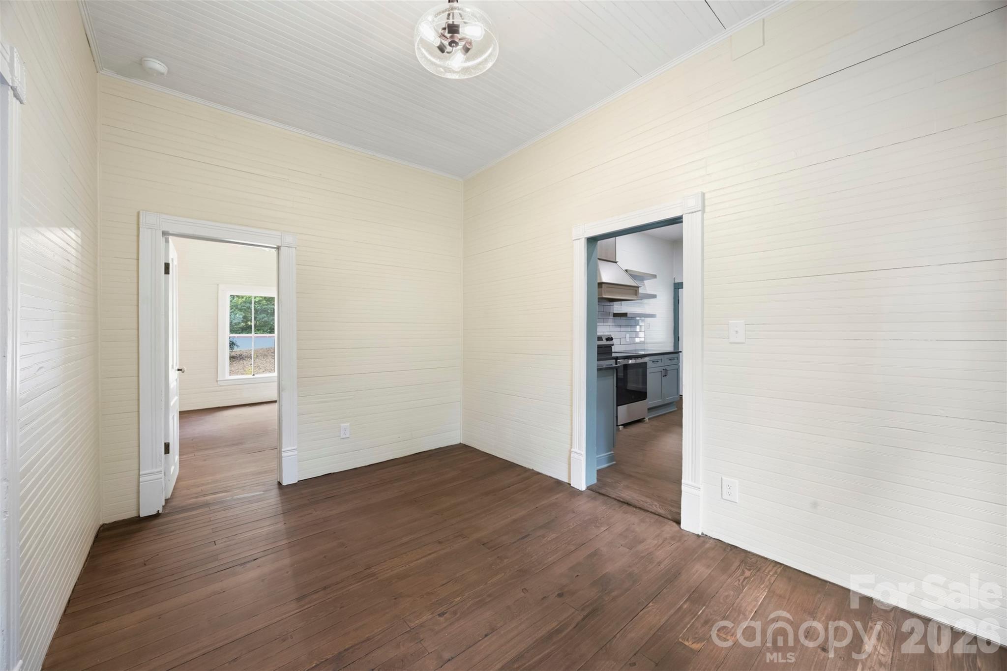 201 Maple Street Property Photo 12