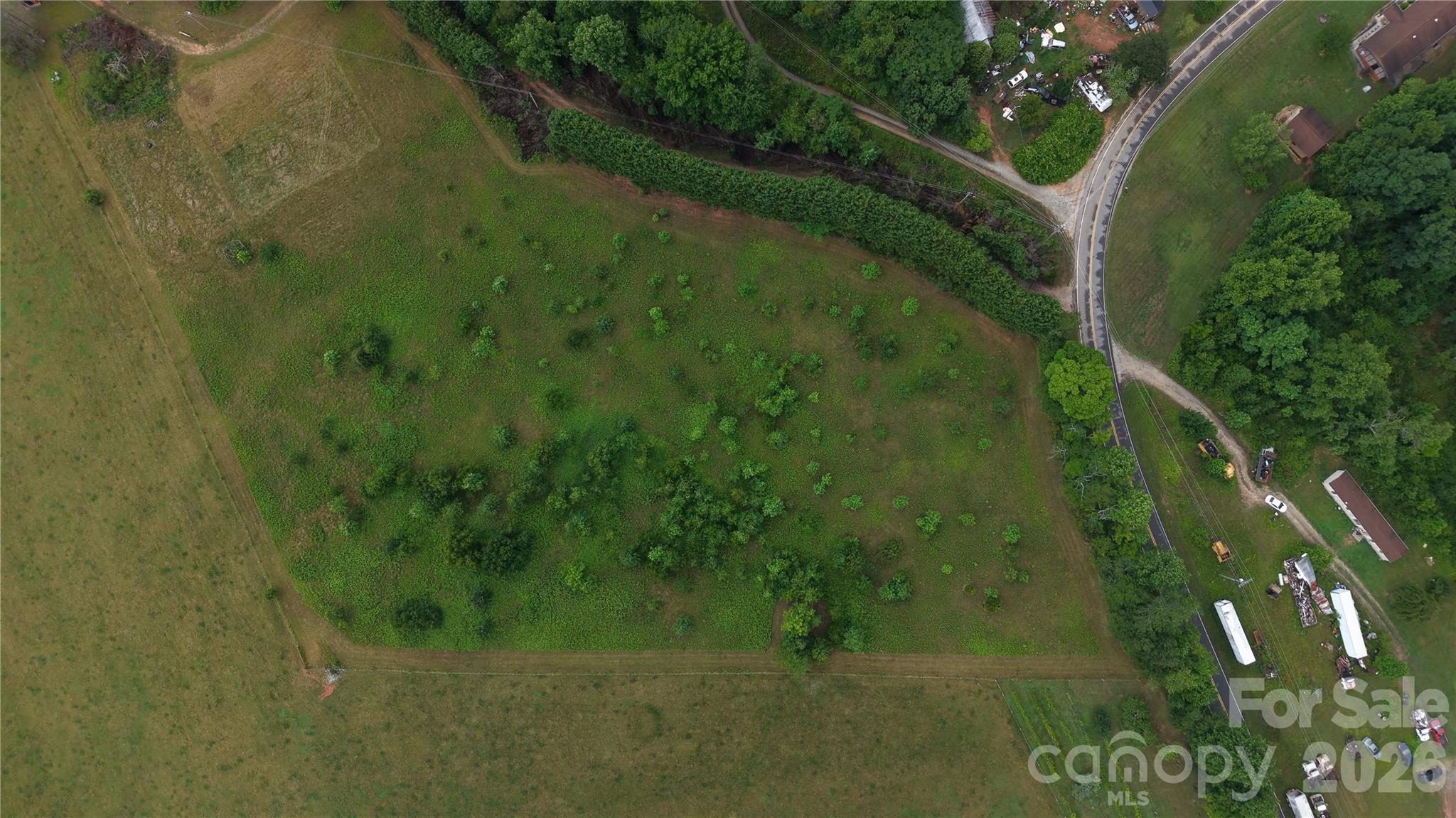 Off Landis Lane Property Photo 3