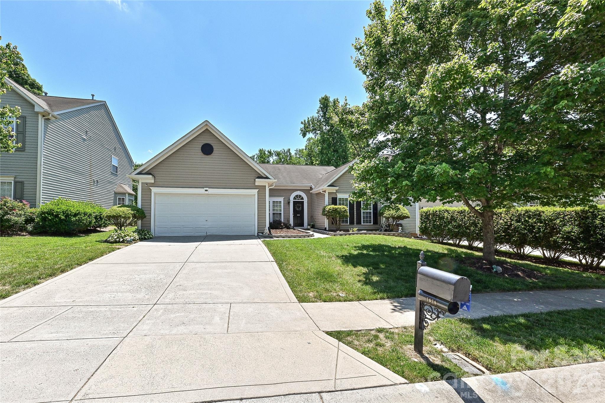 1029 Canopy Drive Property Photo 1