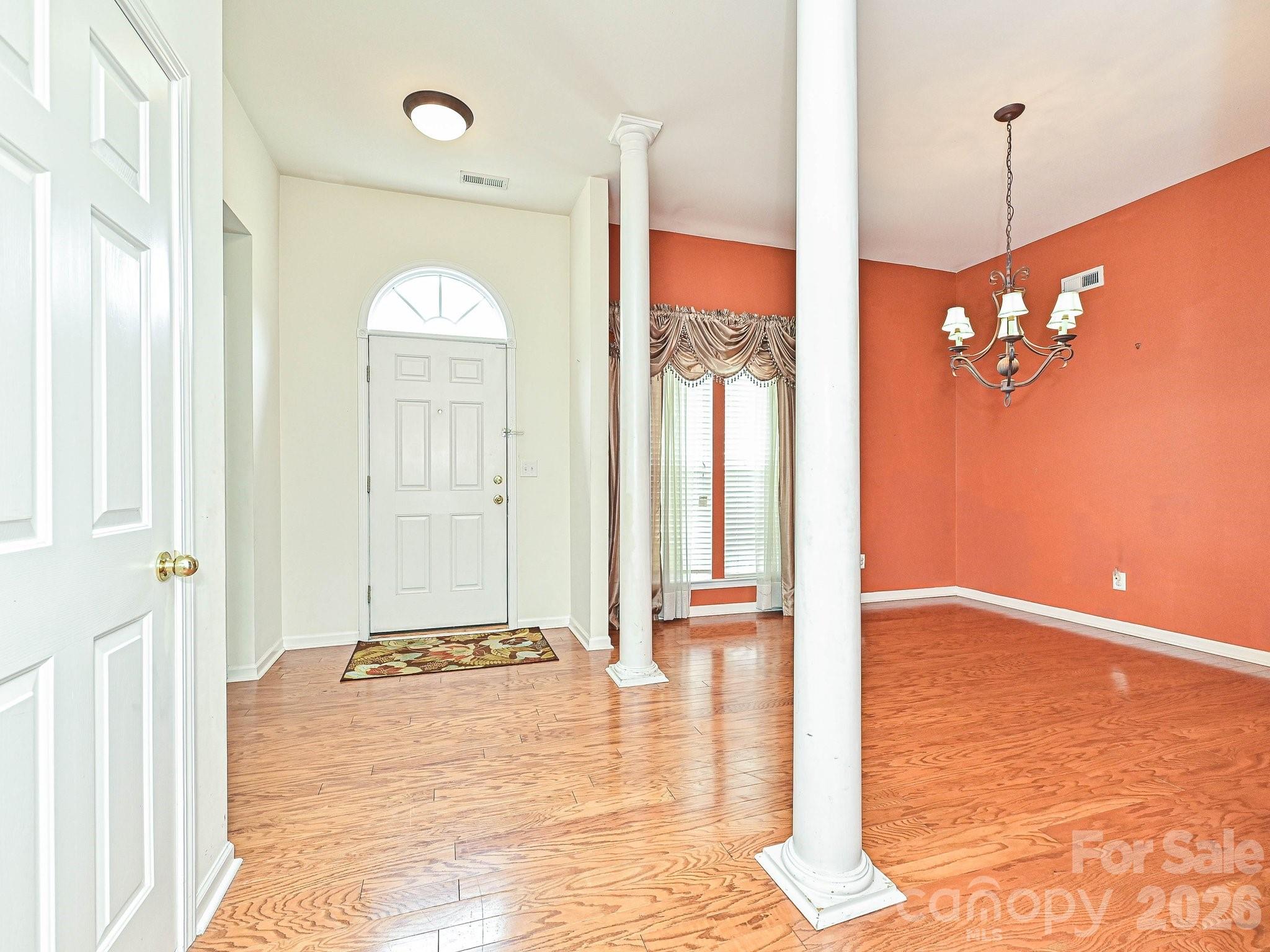 1029 Canopy Drive Property Photo 8