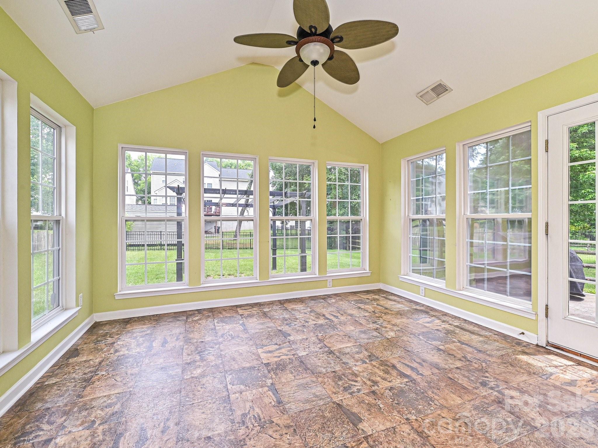 1029 Canopy Drive Property Photo 15