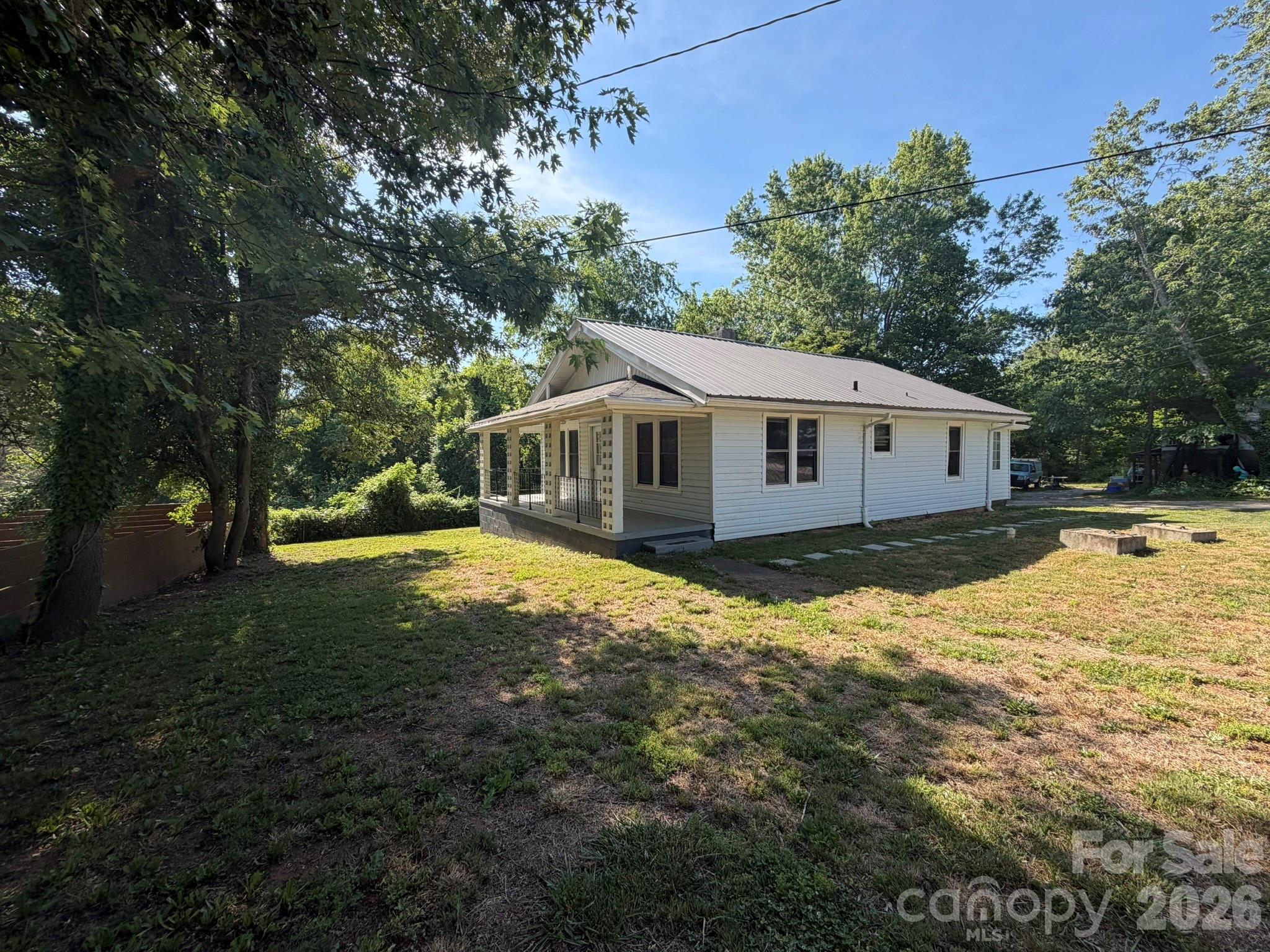 41 Oak Hill Drive Property Photo 1