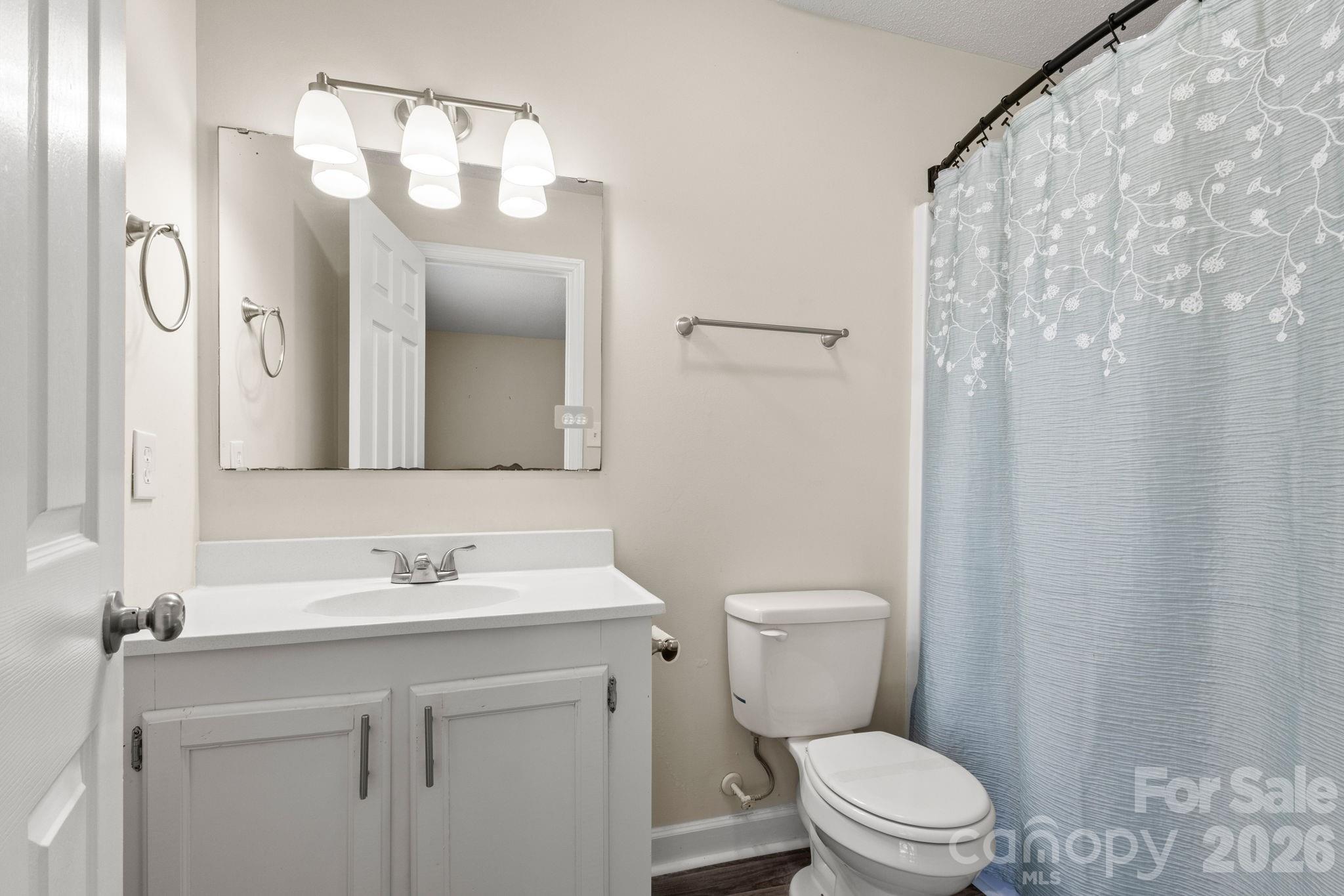1502 E Main Street Property Photo 14
