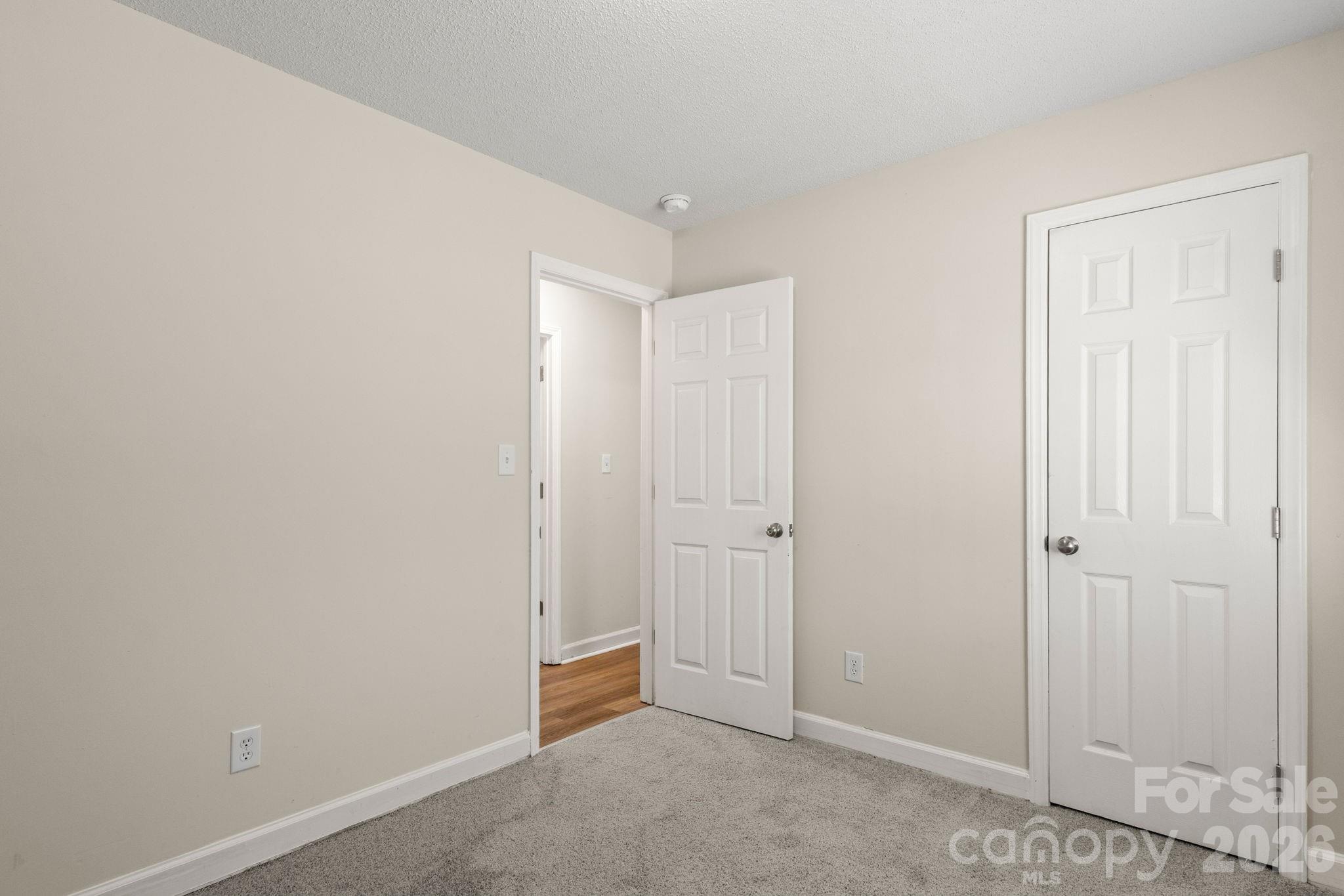 1502 E Main Street Property Photo 19