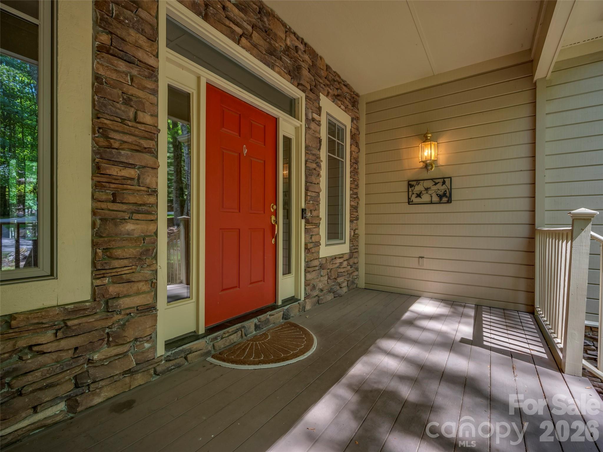 110 Little Cherokee Ridge Property Photo 5
