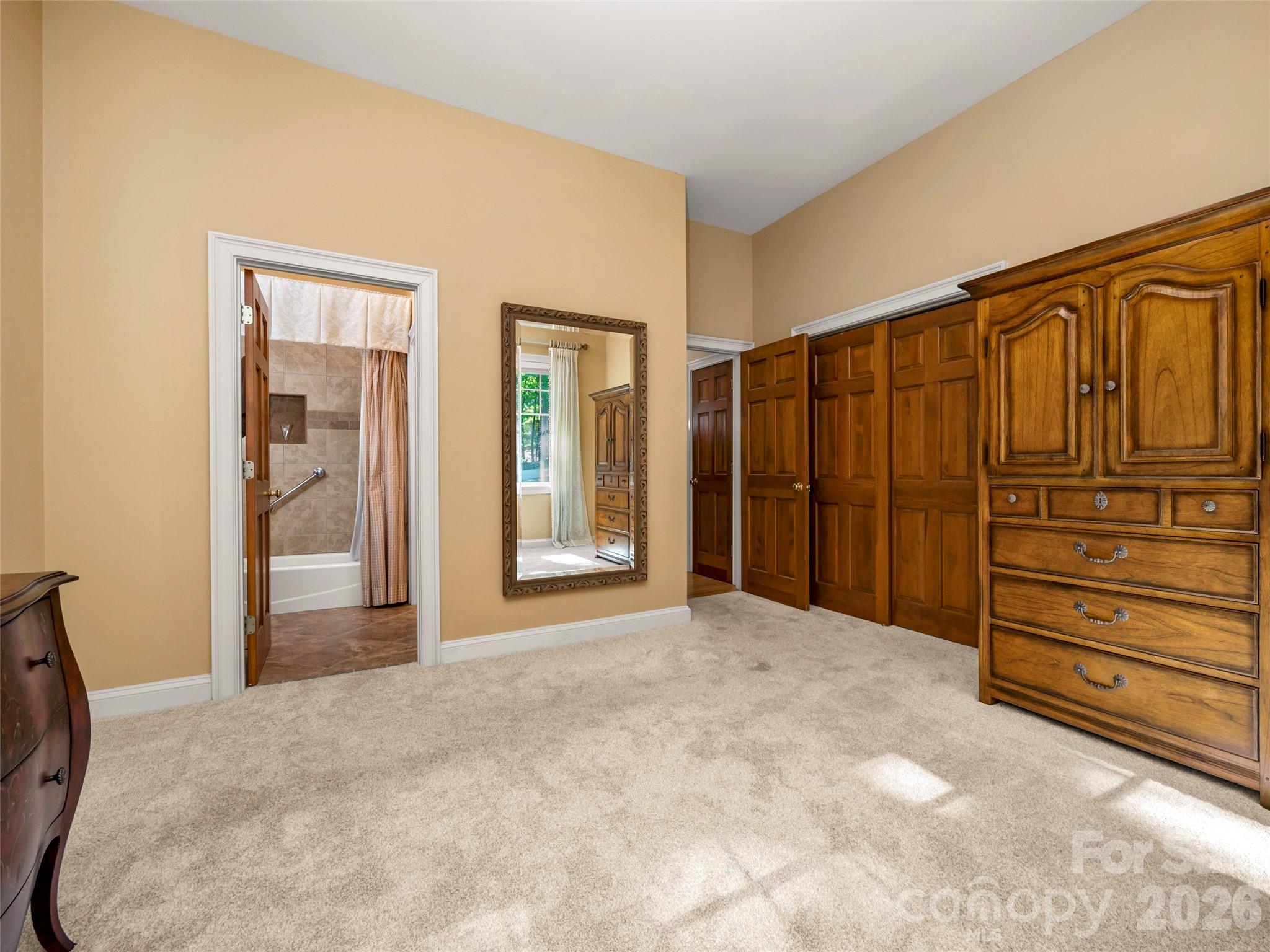 110 Little Cherokee Ridge Property Photo 13