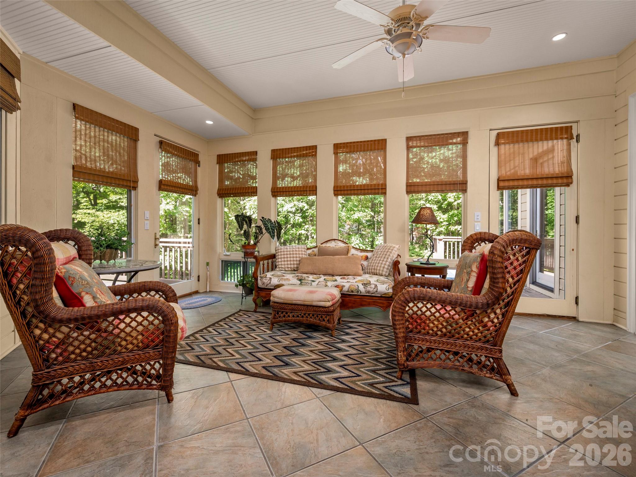110 Little Cherokee Ridge Property Photo 22
